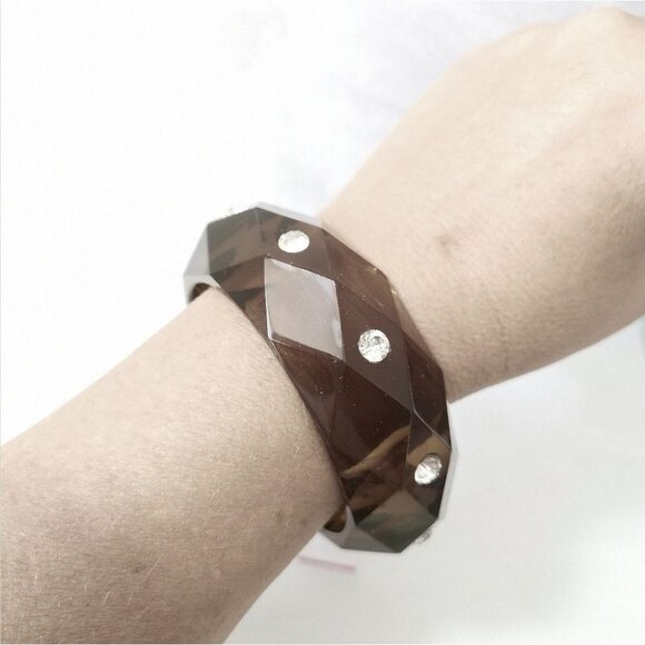 Nwt chunky statement bangle bracelet grey with crystals - Picture 3 of 4